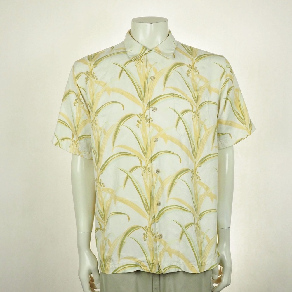 Tommy Bahama 100% Silk Hawaiian Shirt Mens Medium Beige Floral Camp Tropical